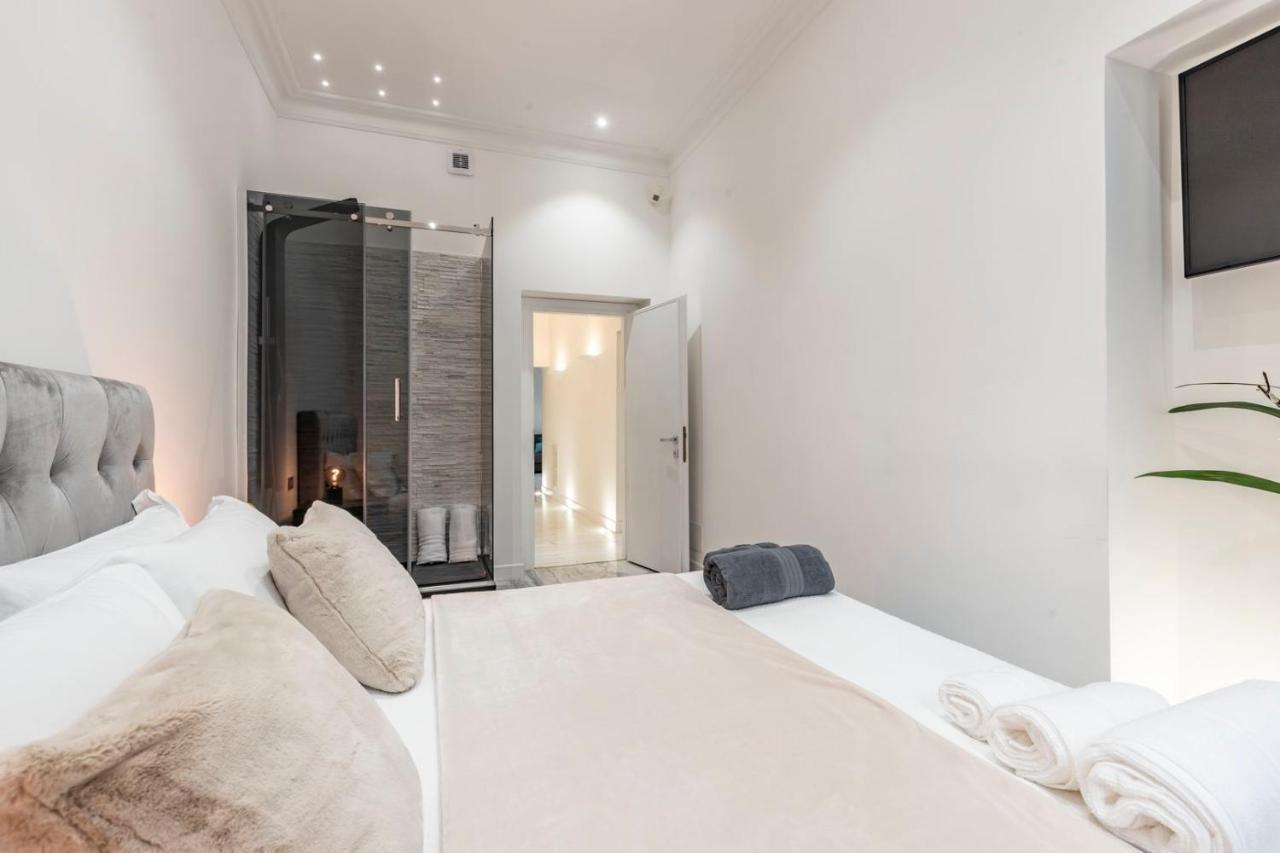Trevi Luxury Apartment Jacuzzi Roma Dış mekan fotoğraf