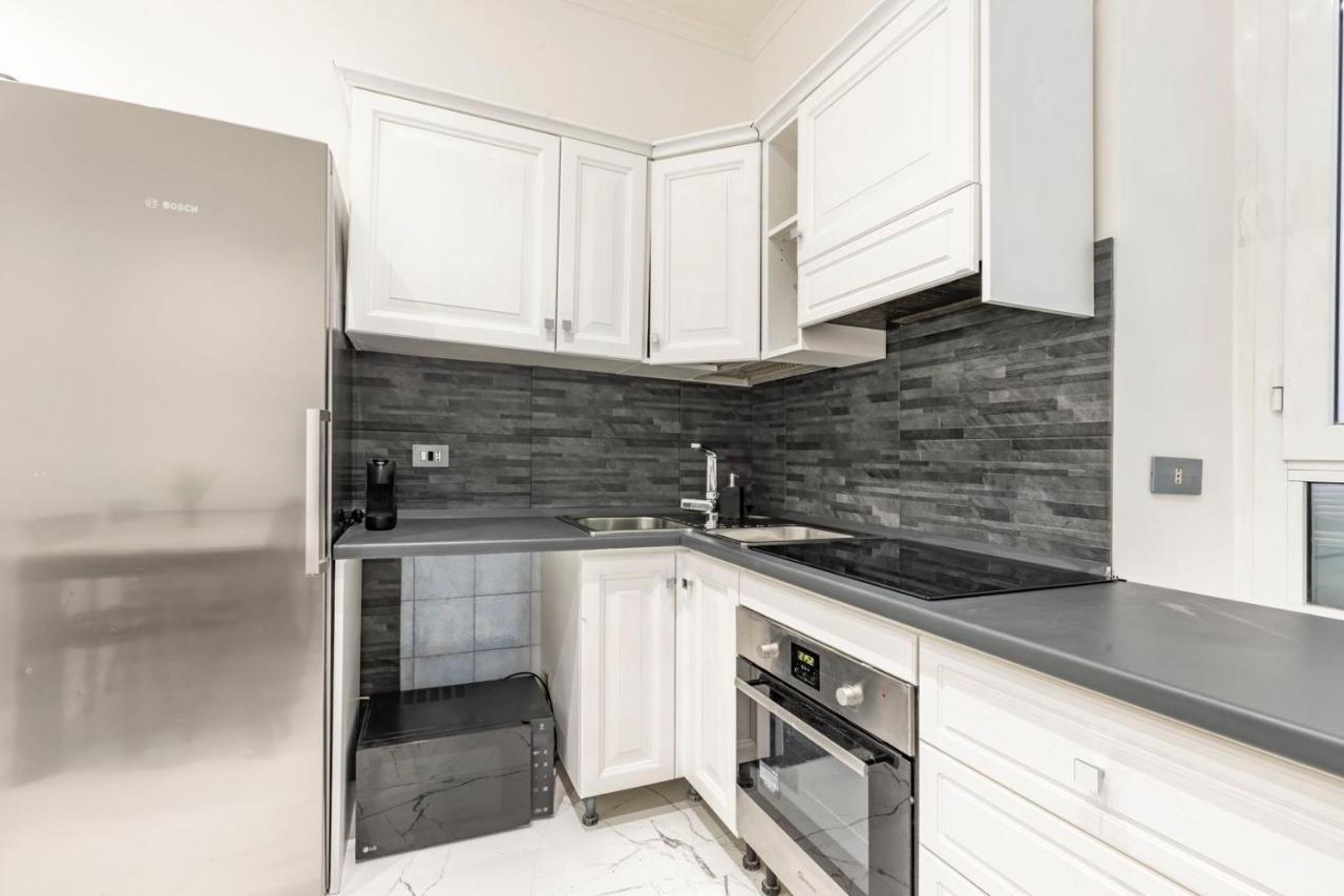 Trevi Luxury Apartment Jacuzzi Roma Dış mekan fotoğraf